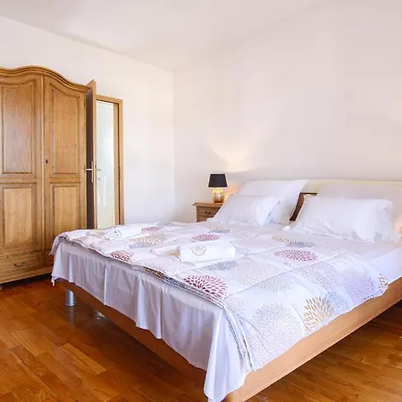 Gasthuis Apartments&rooms Lonzor Selce