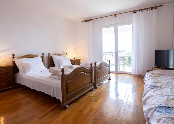 Lonzor ゲストハウス