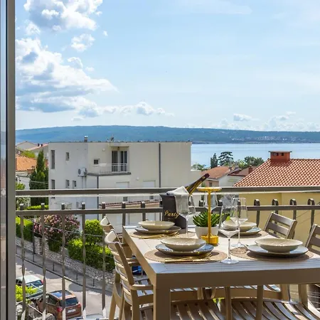 Guest house Lonzor Selce