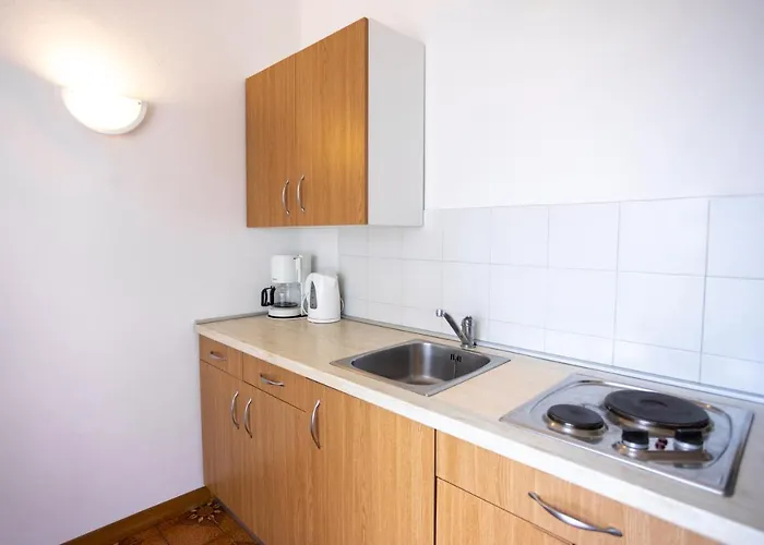 Gasthuis Lonzor 3*