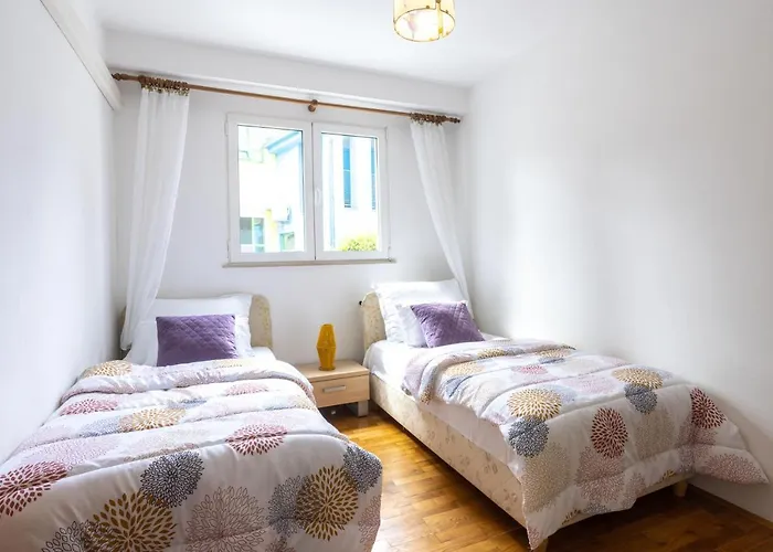 Gasthuis Lonzor 3*
